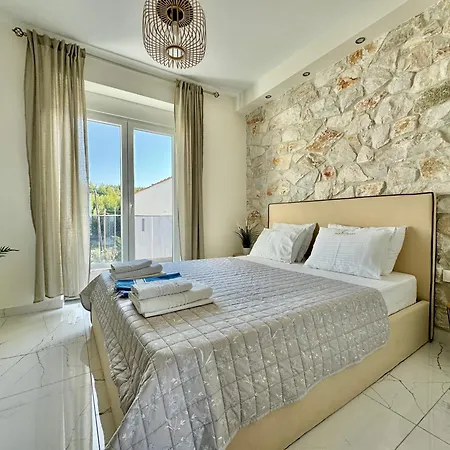 Sunny Apart Sofia 1 Bedroom * Hanioti